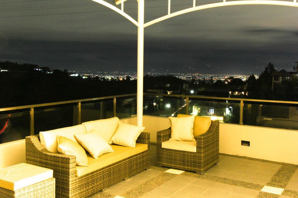 Daily Home Villa Dago Μπαντούνγκ Δωμάτιο φωτογραφία